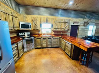 220 Saint Martin St, Florien, LA 71429