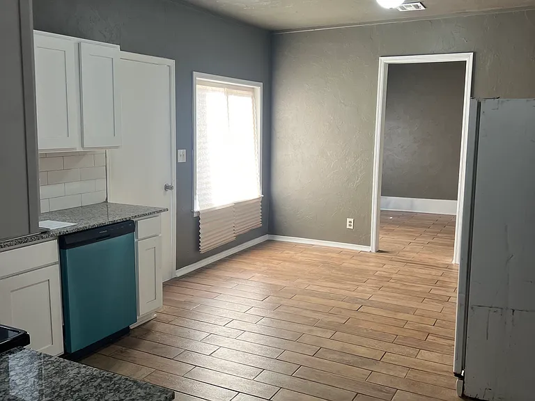 1603 E Industrial Rd — Photo 8