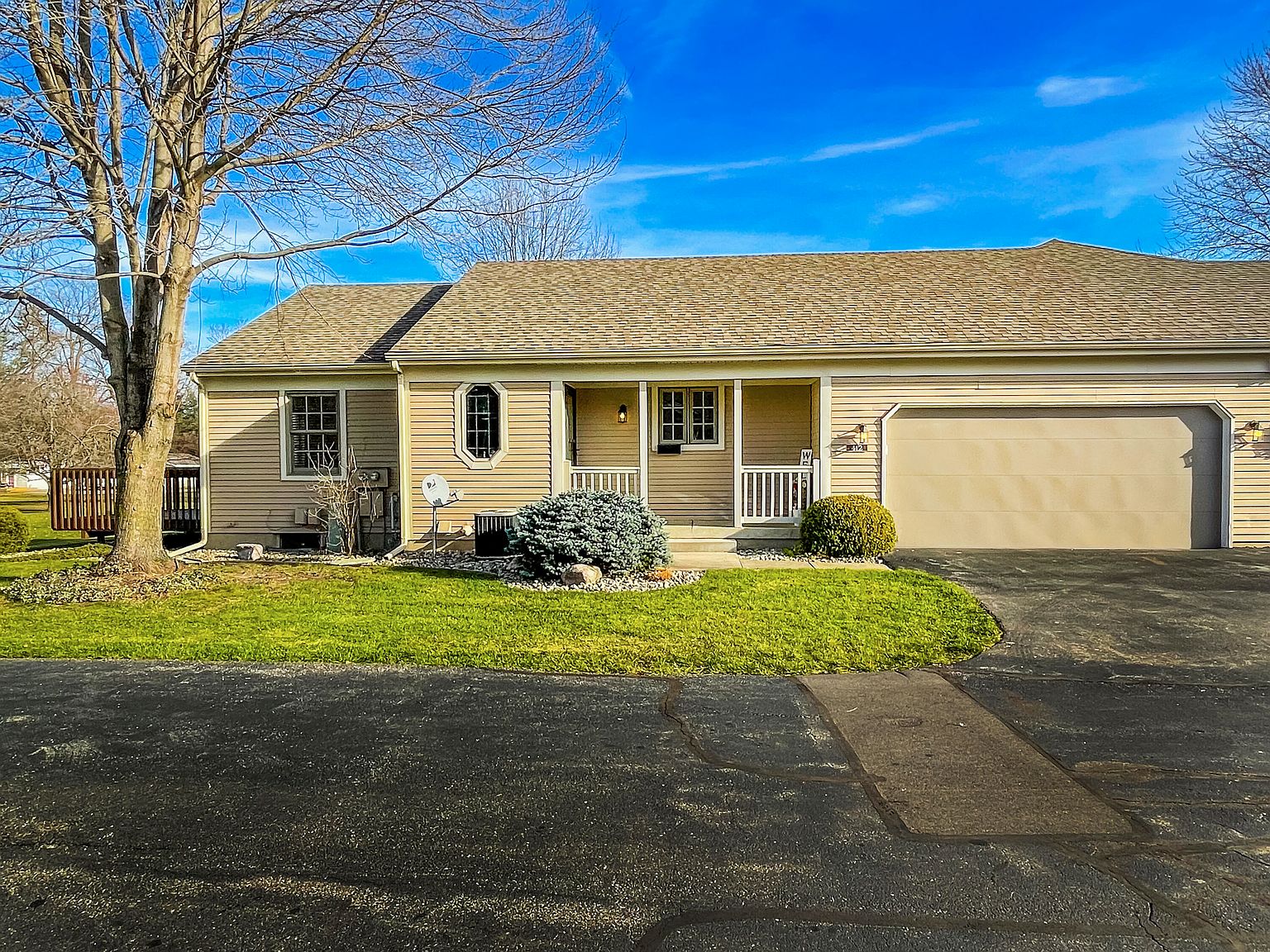 412 Falcon Dr, Wayland, MI 49348 Zillow