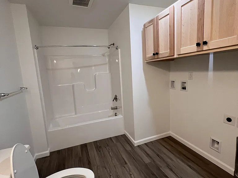 212 S Taylor St — Photo 28