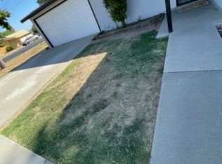 1625 Rodgers Rd #A, Hanford, CA 93230