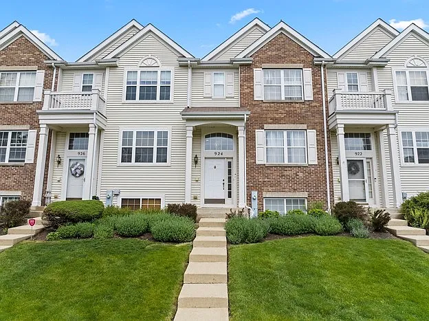 923 Emerald Dr #923 — Photo 16
