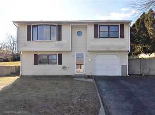 25 Irving St, Cranston, RI 02910