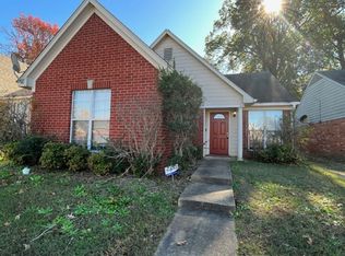 717 Burton Ln, Southaven, MS 38671