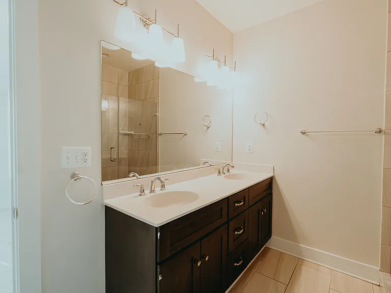 510 Trailside Dr — Photo 33