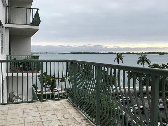 4th image of 1408 Brickell Bay Dr APT 703