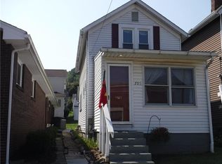 705 Crescent Ave, Ellwood City, PA 16117