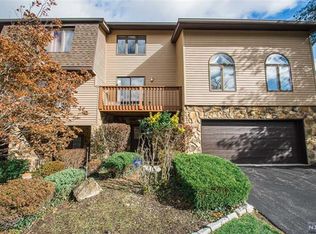 18 Dogwood Ct, Woodland Park, NJ 07424