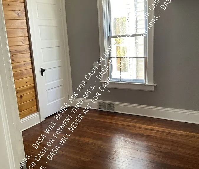 57 Riverside Ave #LOWER — Photo 8