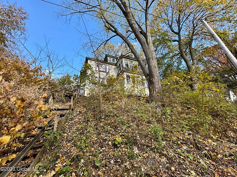 4th image of 188 Forbes Street