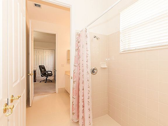 5th image of 10411 SW 54th St