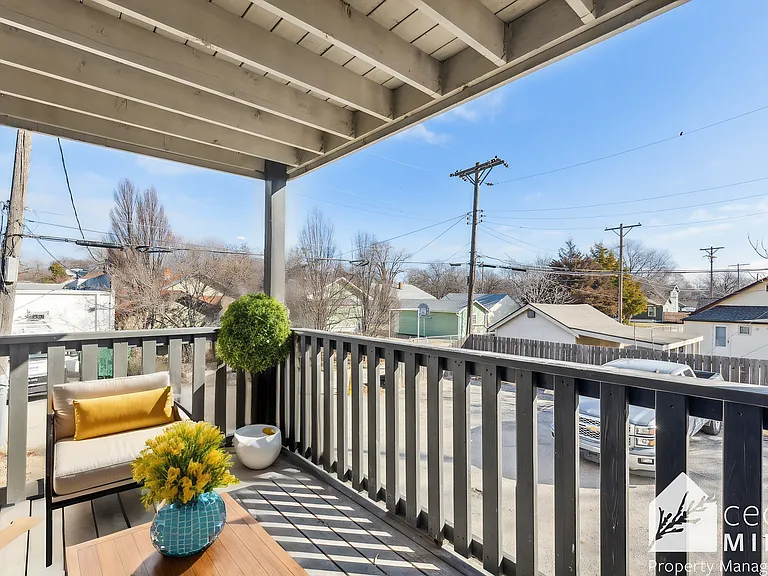 420 S Meridian — Photo 14