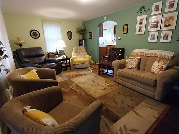 4th image of 312 N 9th St