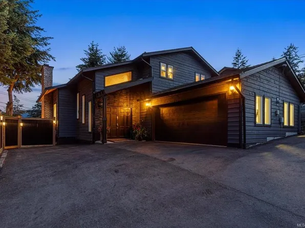 148 Summit Dr, Nanaimo, BC V9T 4Y2
