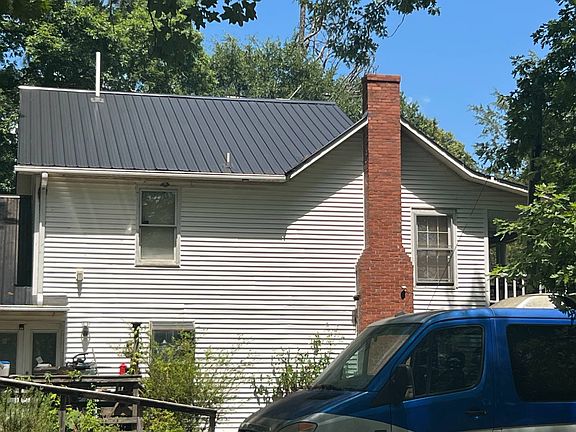 2nd image of 1206 Pleasant Hill Rd