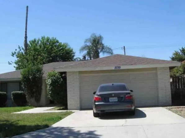 3770 Walnut Park Way, Hemet, CA 92544