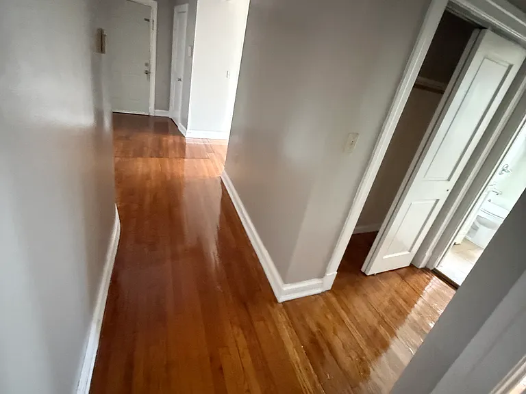 926 Asylum Ave #102 — Photo 11
