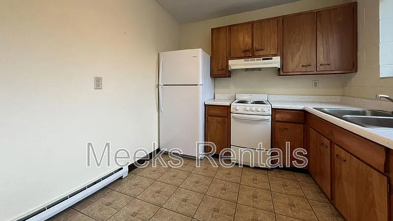 Building Photo - 1539 4th Ave #8