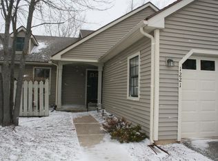 1221 Zimmer Pl, Williamston, MI 48895