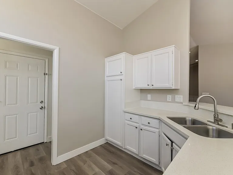 615 King Revere Ct — Photo 6