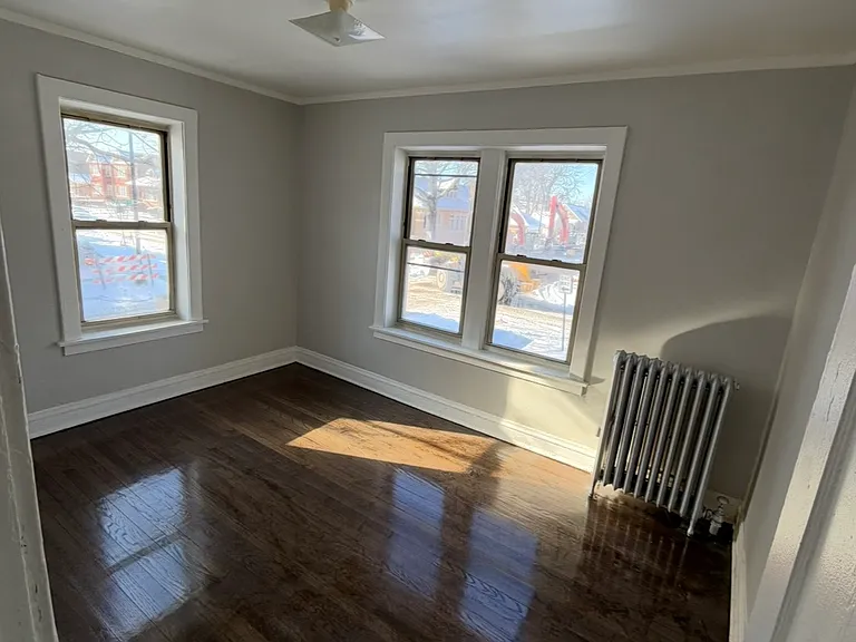 1250 W 83rd St #3 — Photo 3