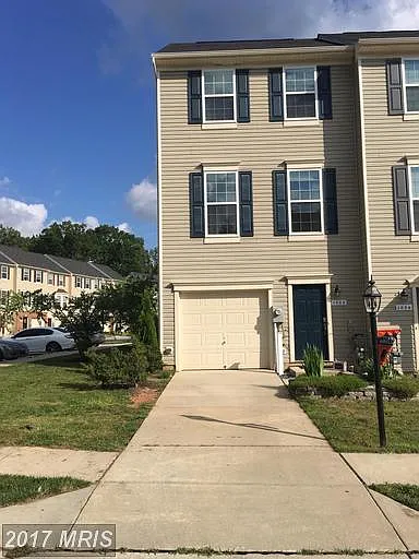 1002 Sithean Way photo 1