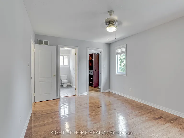 2206 Coronation Dr — Photo 24