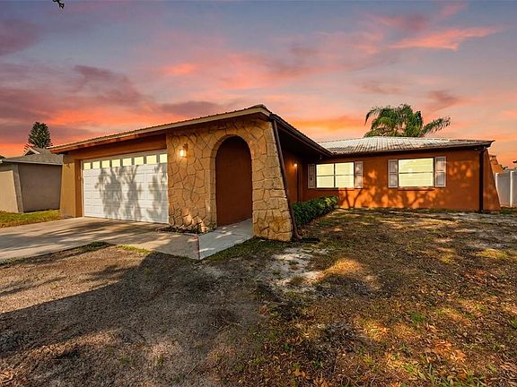 2nd image of 611 Tangerine Dr