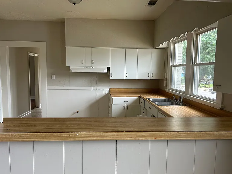 3463 Macon Rd — Photo 8