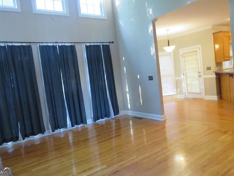 2205 Crescent Walk — Photo 18