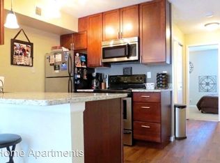 1120 Town Centre Dr APT 08, Eagan, MN 55123