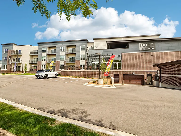 Duet Apartments — Photo 6