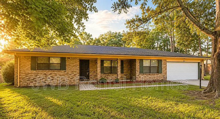 4863 Latimer Rd S — Photo 1