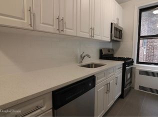 6812 Yellowstone Blvd APT 5V, Forest Hills, NY 11375