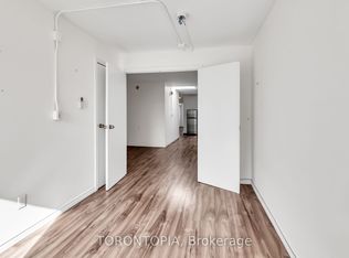 821A Bloor St W FLOOR 3, Toronto, ON M6G1M1