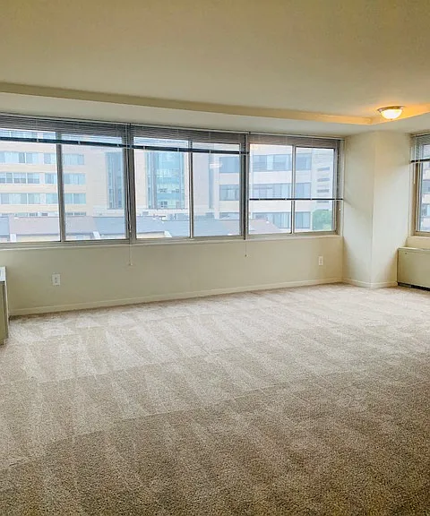 The 925 Apartments — Photo 101