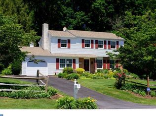 1106 Woodridge Rd, Coatesville, PA 19320