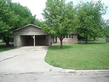 1st image of 1722 W Tishomingo Ave