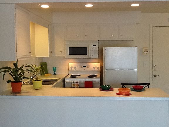 2nd image of 2211 Tower Blvd APT 809