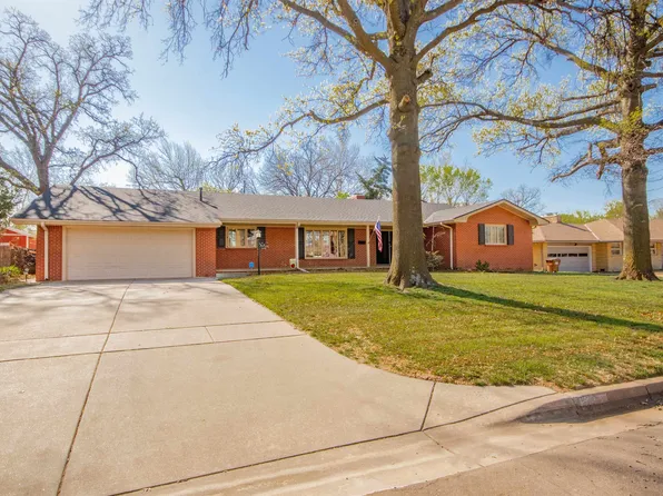 1172 N Pinecrest Ave, Wichita, KS 67208