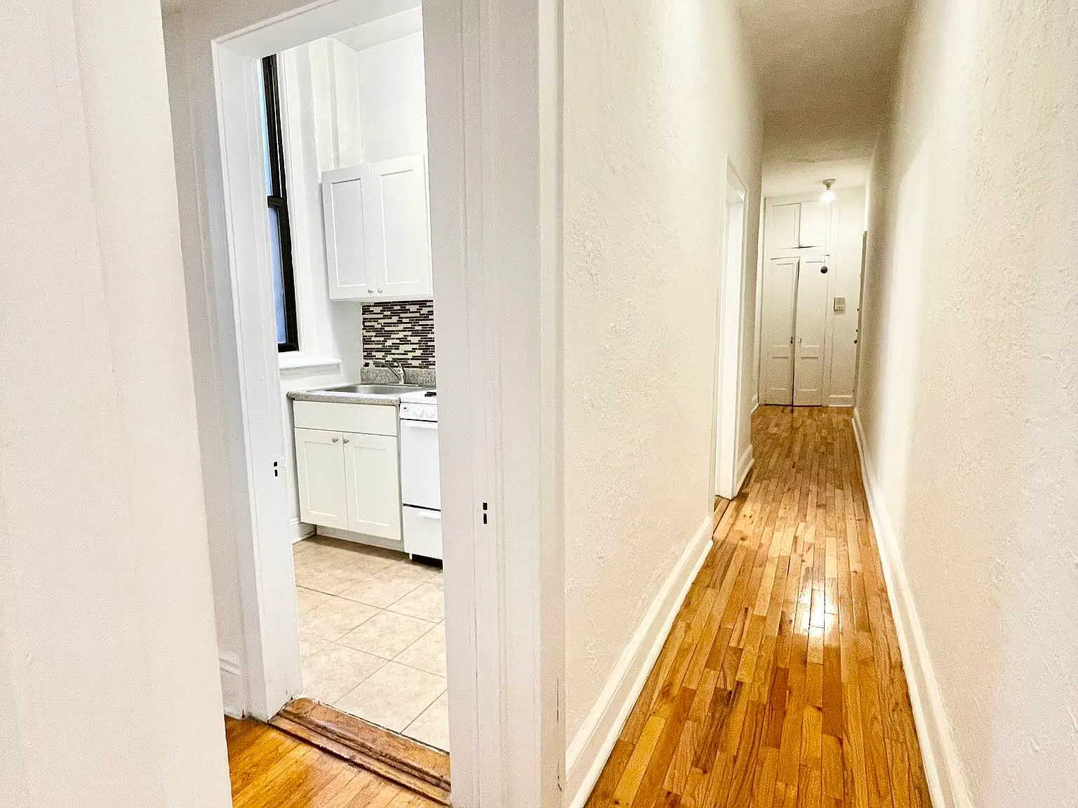 10 East 16th Street — Photo 2