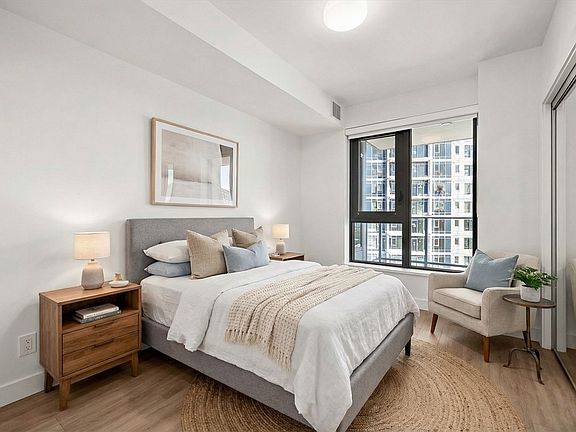 4th image of 3699 Capozzi Rd #1302