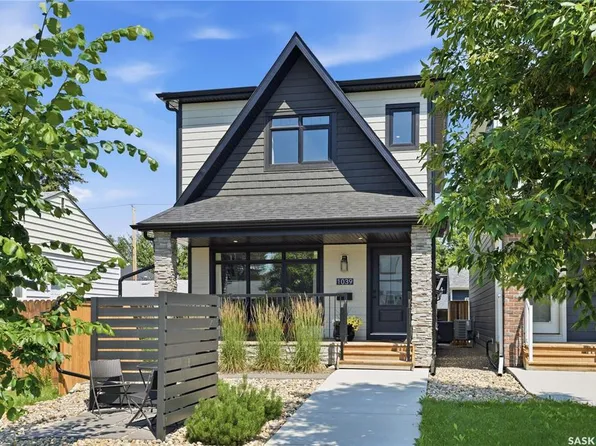 1039 4th STREET E, Saskatoon, SK S7H 1K6