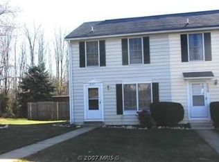 8327 Mauzy Sq, Marshall, VA 20115