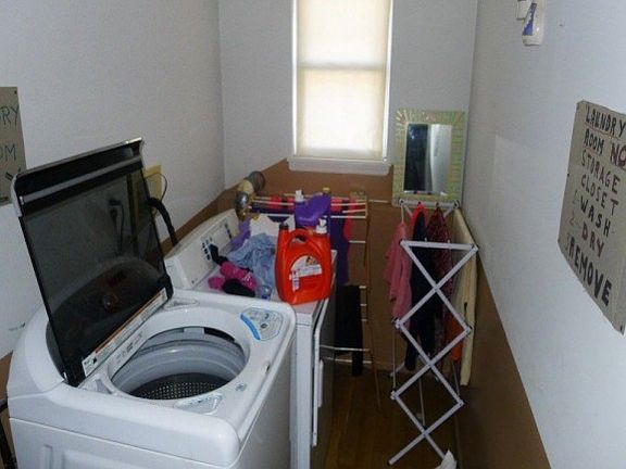2nd image of 29 N Rockland Ave