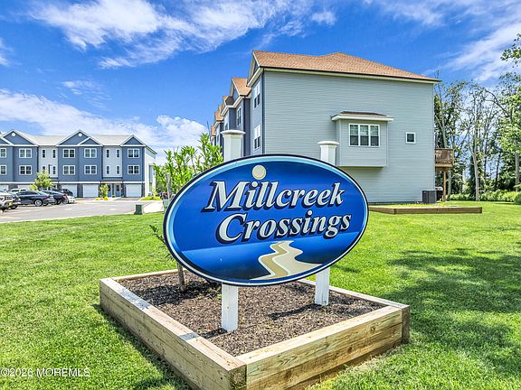 4th image of 30 Mill Creek Court