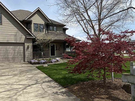 3rd image of 3424 Breckenridge Dr