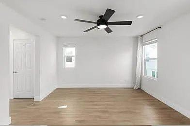 4 bed, 1655 sqft, $4,350 — Photo 2