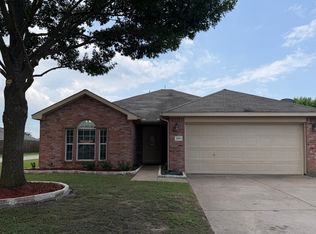 301 Meadow Lark Ln, Anna, TX 75409