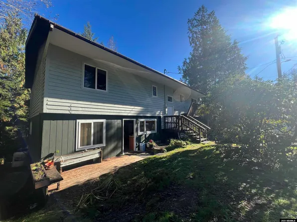 97-A/B Huckleberry Cir S, Ketchikan, AK 99901